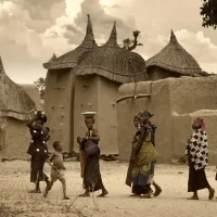 le pays dogon blog maison laadani village dogon shutterstock 527157604